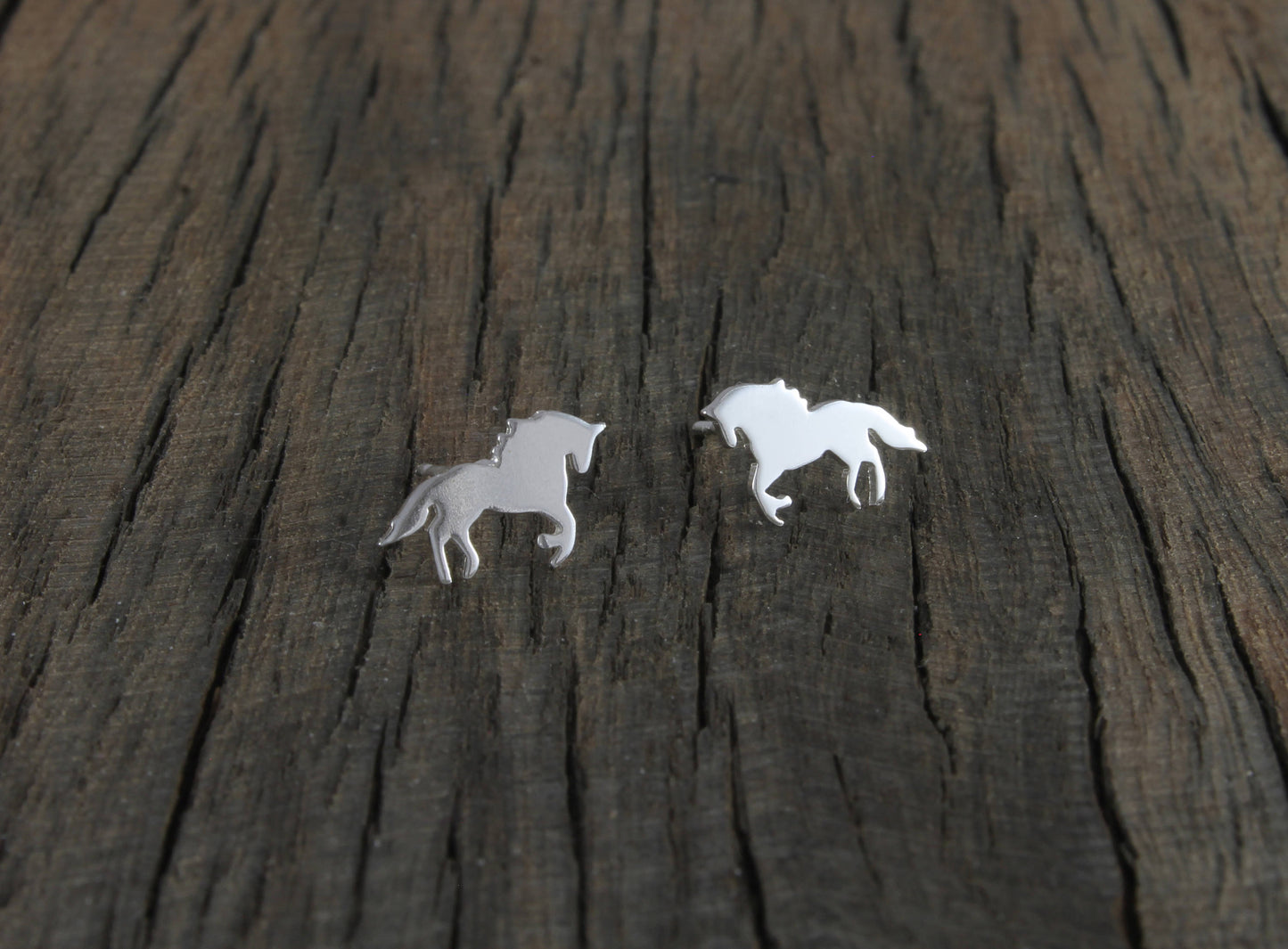 Pretty Horse Earrings in Sterling Silver